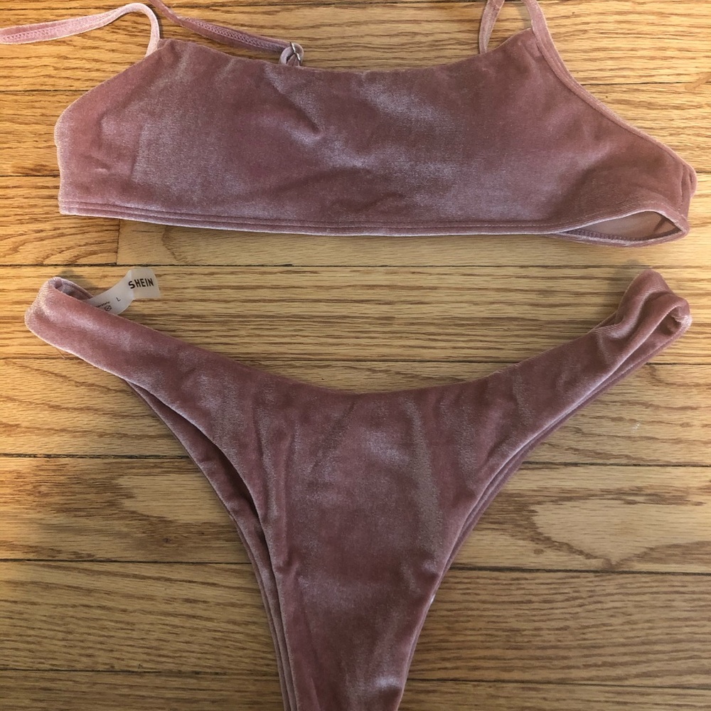 Velvet bikini